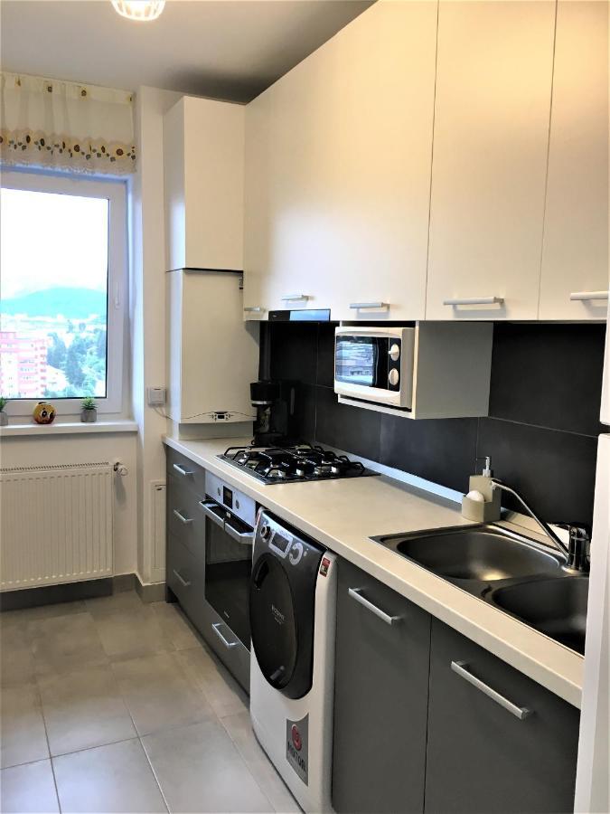 Mountain View Escape Apartment Brasov Bagian luar foto