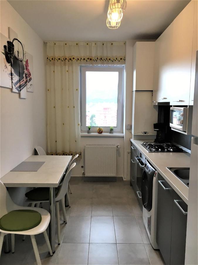 Mountain View Escape Apartment Brasov Bagian luar foto